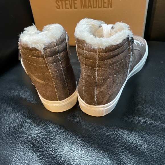 Steve Madden Womens Tracey F Suede Lace-Up High Top Sneakers SZ 8.5 - Picture 3 of 11
